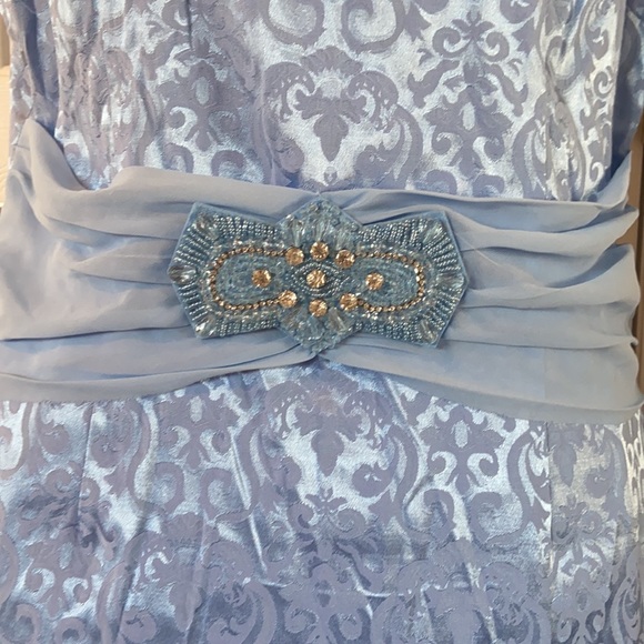 NWT Floryday Size L Blue Dress With Beautiful Waist Jewels No Fabric/Care Tag - Picture 5 of 13